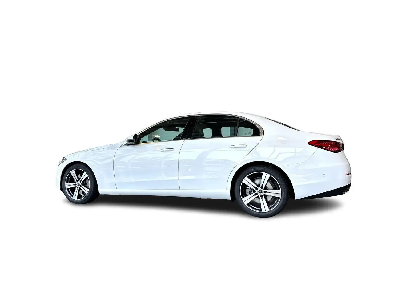 Mercedes-Benz C-Class снимка Mercedes-Benz C-Class