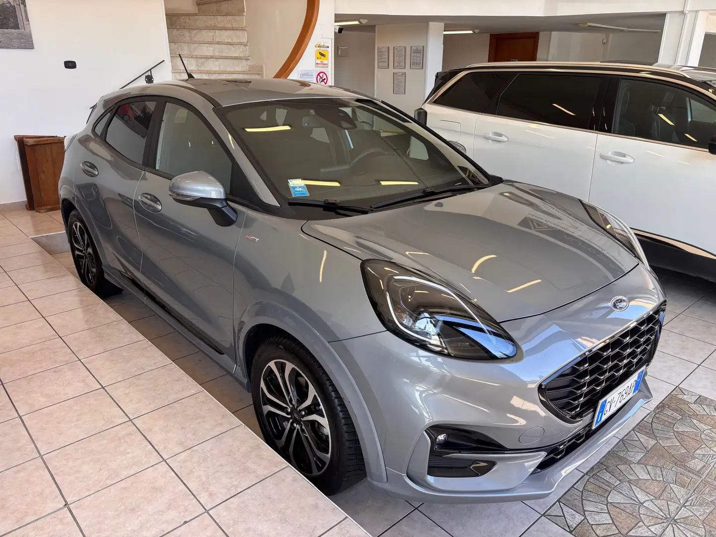 Ford Puma Puma 1.0 ecoboost HYBRID 125CV AUTO ST-Line Grigio - 2