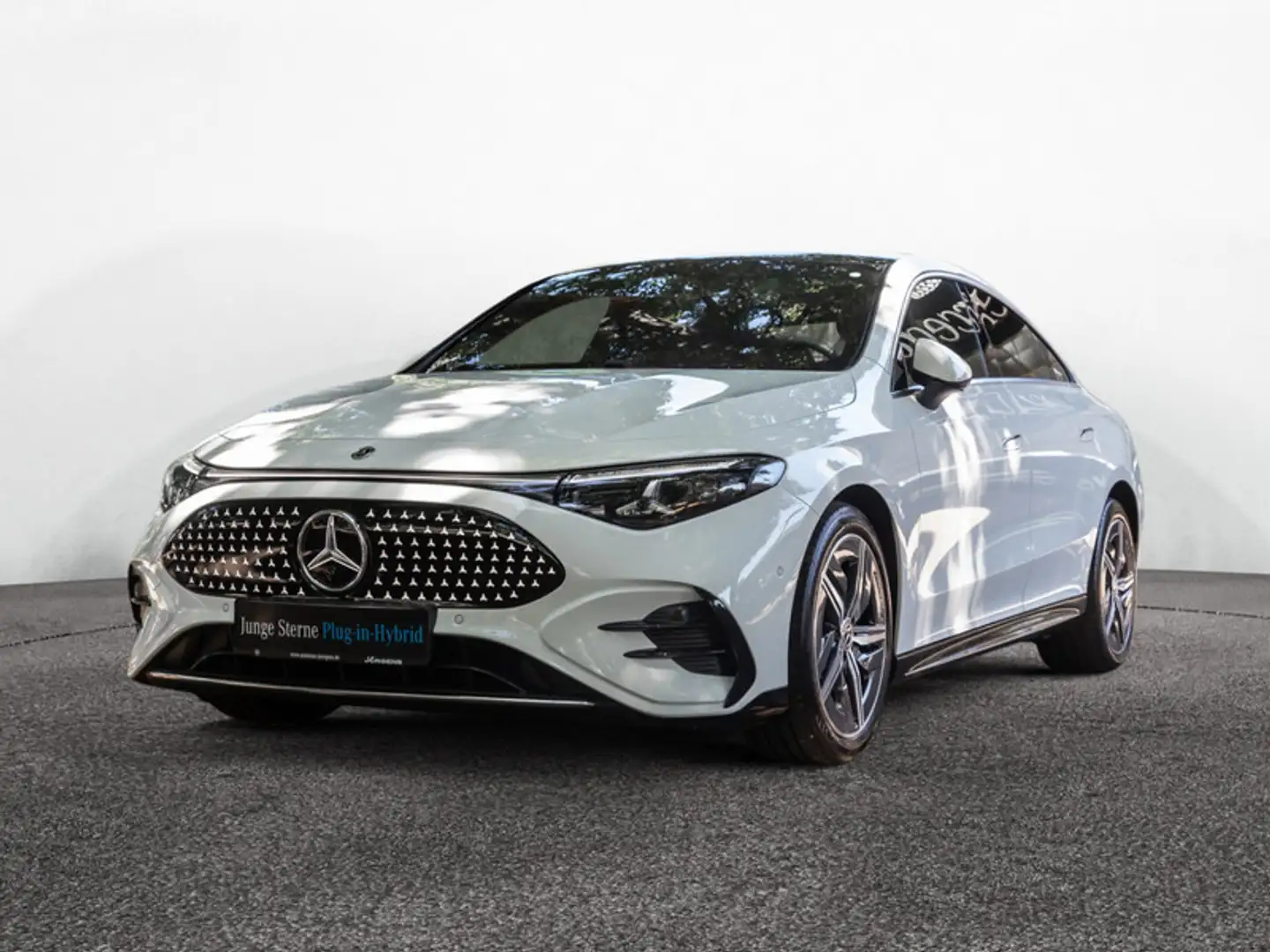 Mercedes-Benz CLA 350 4M AMG-Sport/LED/Cam/Pano/AHK/Totw/18' Weiß - 2