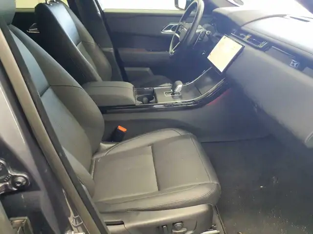 Land Rover Range Rover Velar view 8