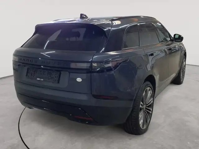 Land Rover Range Rover Velar view 4
