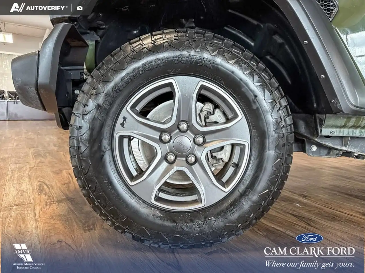 Jeep Wrangler photo Jeep Wrangler