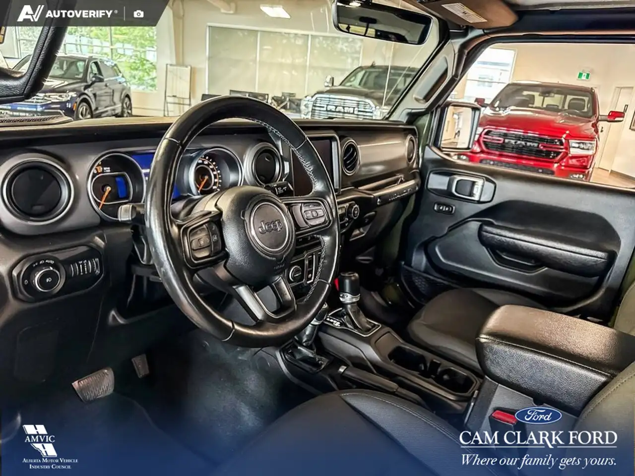 Jeep Wrangler photo Jeep Wrangler