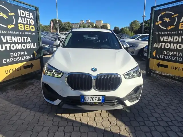 BMW X1 view 2