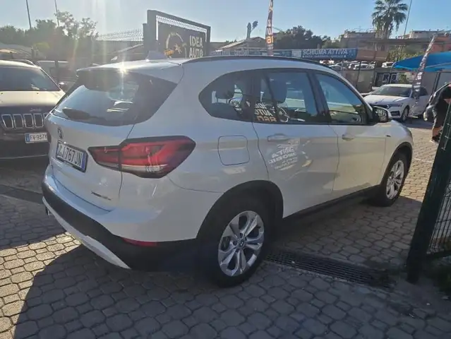 BMW X1 view 4