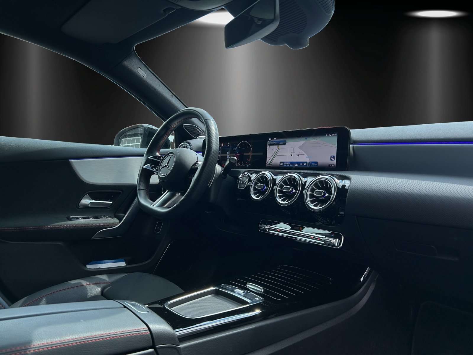 Mercedes-Benz A 220