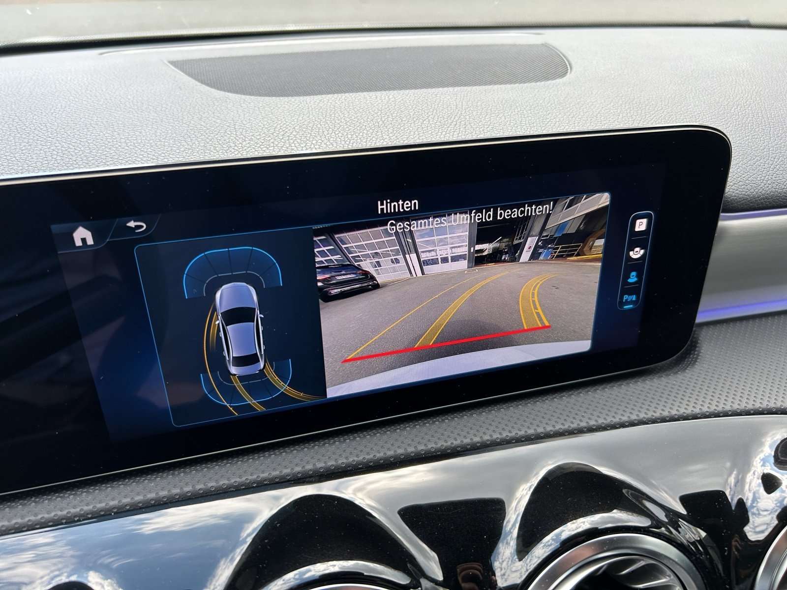 Mercedes-Benz A 220