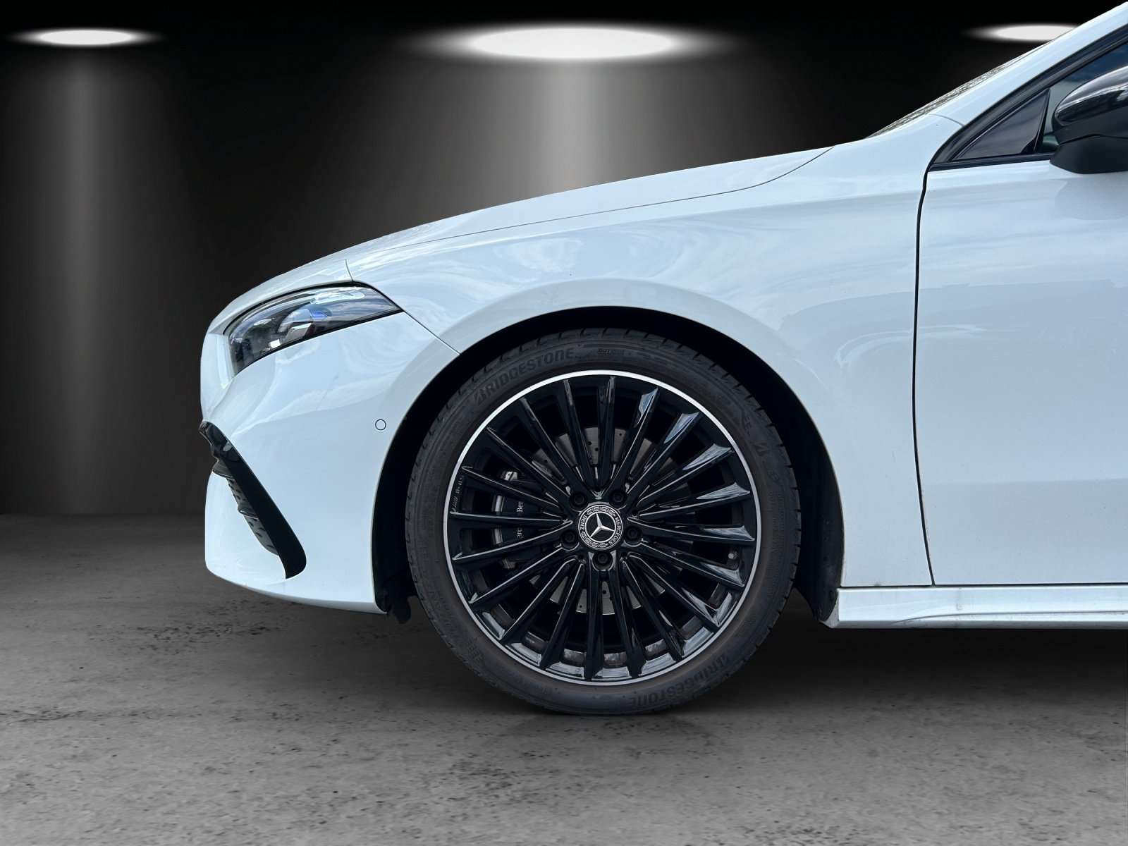 Mercedes-Benz A 220