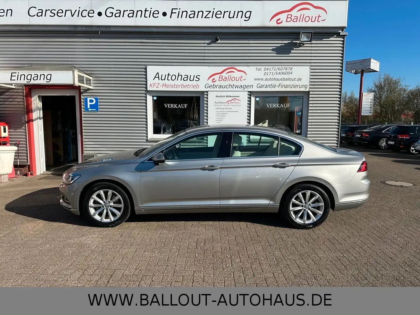 Volkswagen Passat Highline*2.HAND*NAVI*LED*LEDER*EURO6*KLIM Srebrny - 1