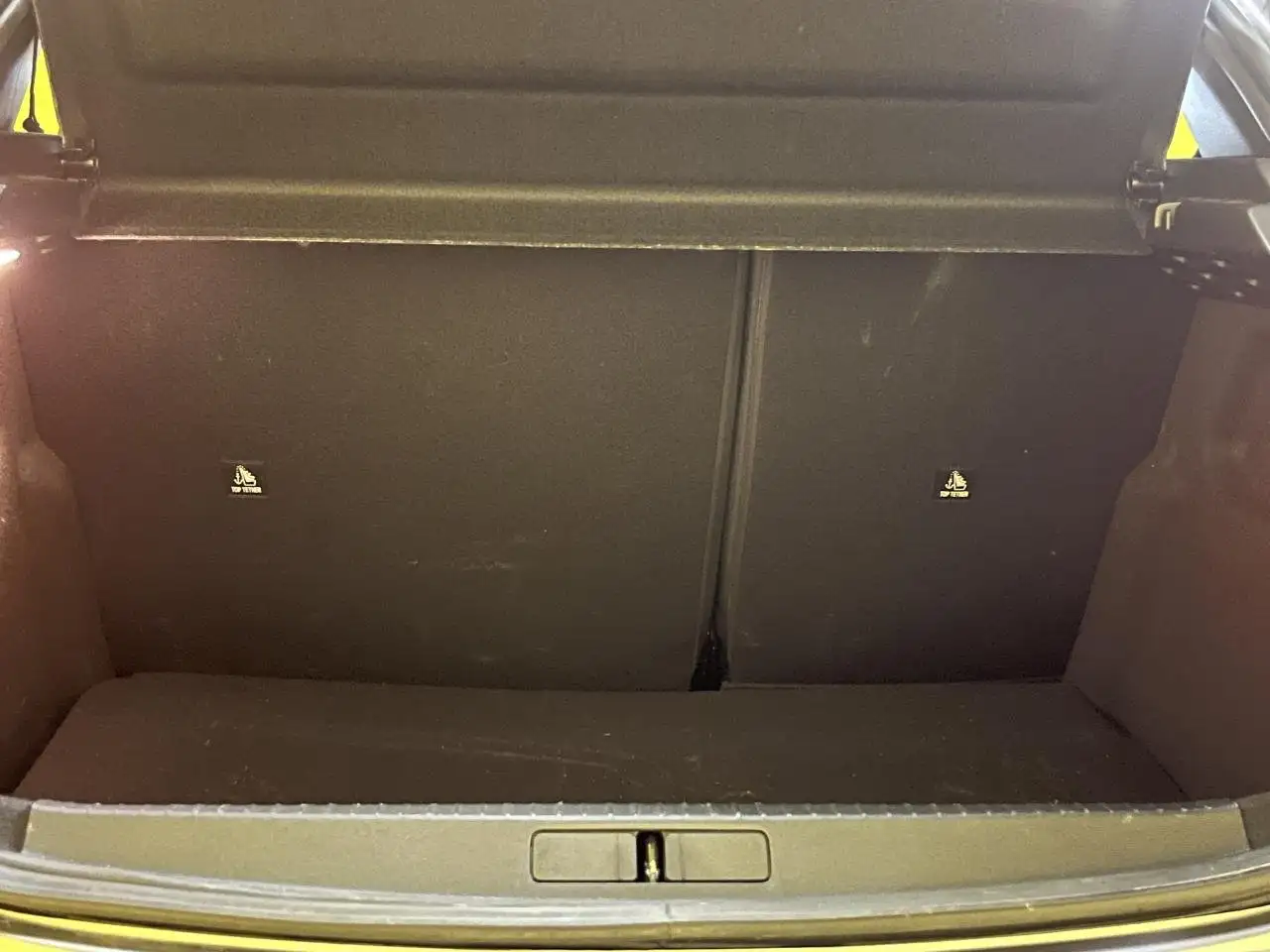 Peugeot 208 208 — photo 30