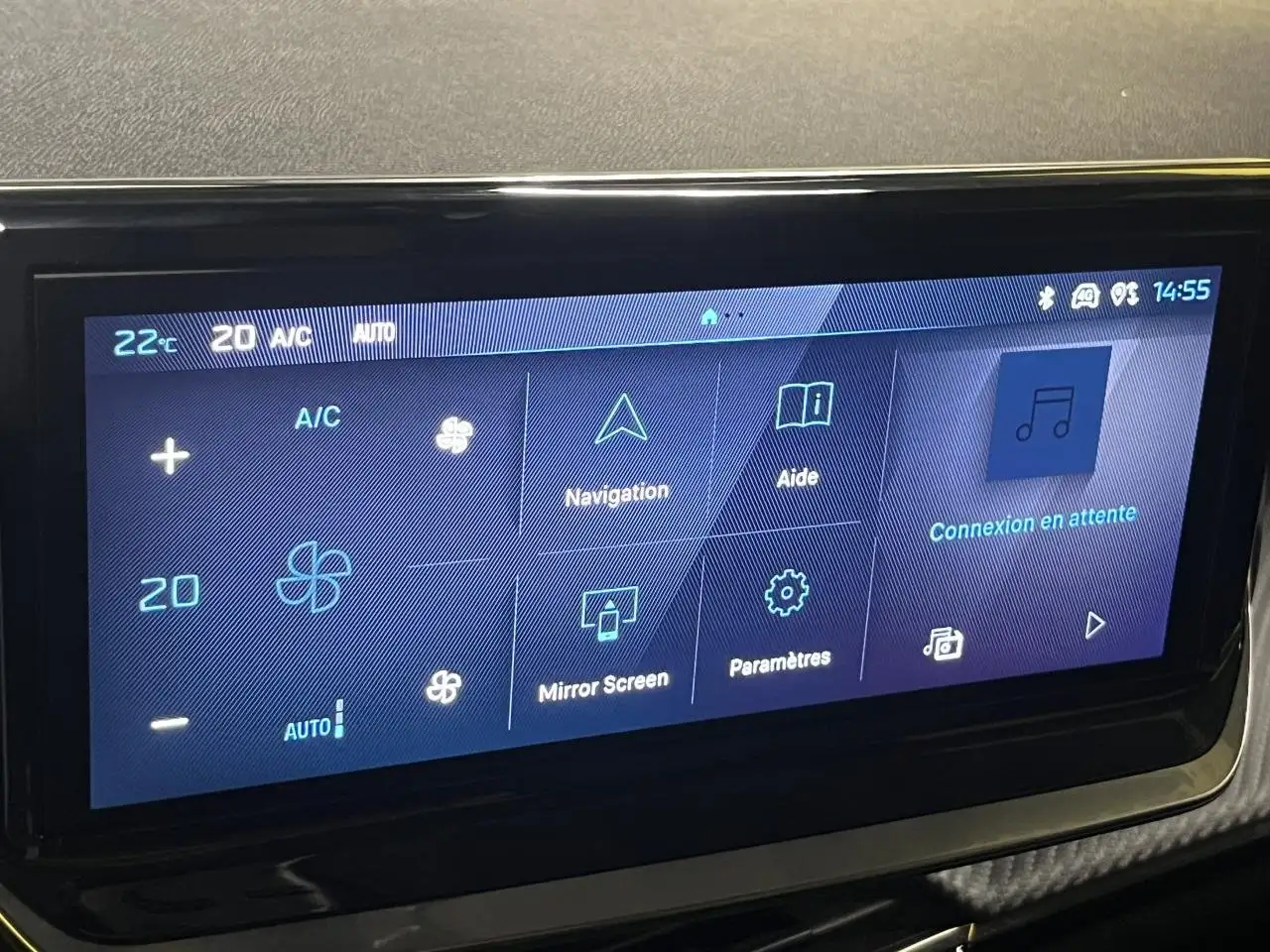 Peugeot 208 208 — photo 19