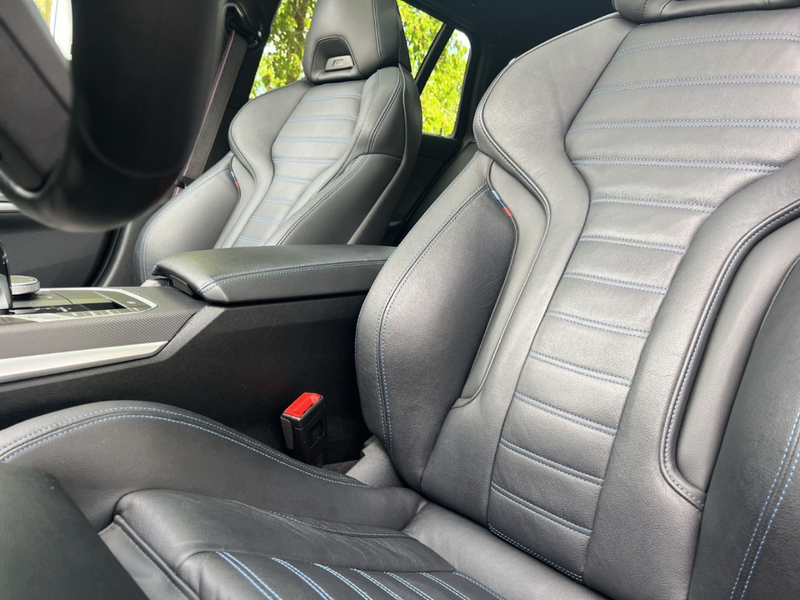 BMW 340 xDrive touring/StandHZG/AHK/Panorama/Leder — photo 12