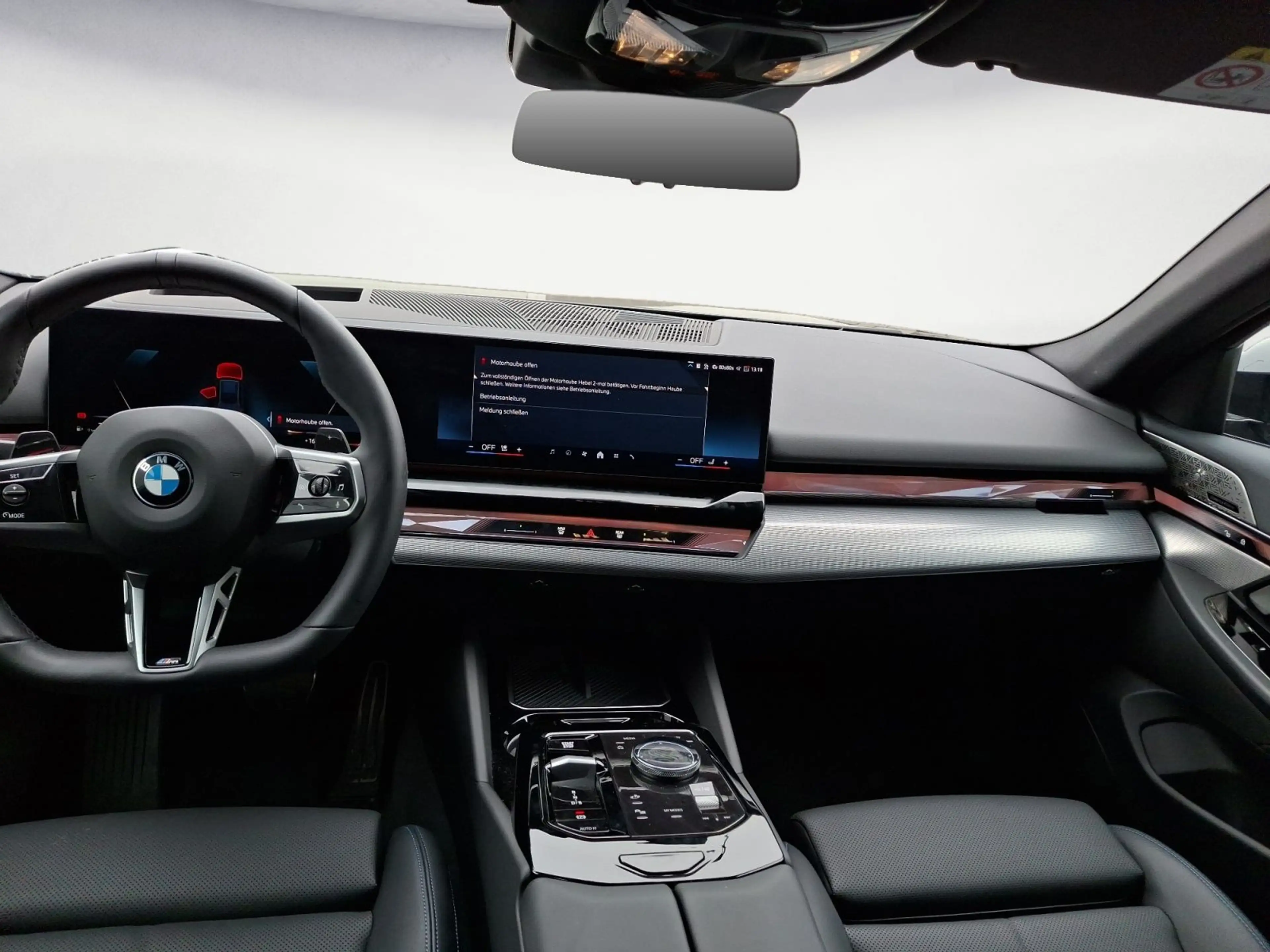 BMW 540 d xDrive Touring *MSportPro*Shadow*Iconic*Tra — photo 14