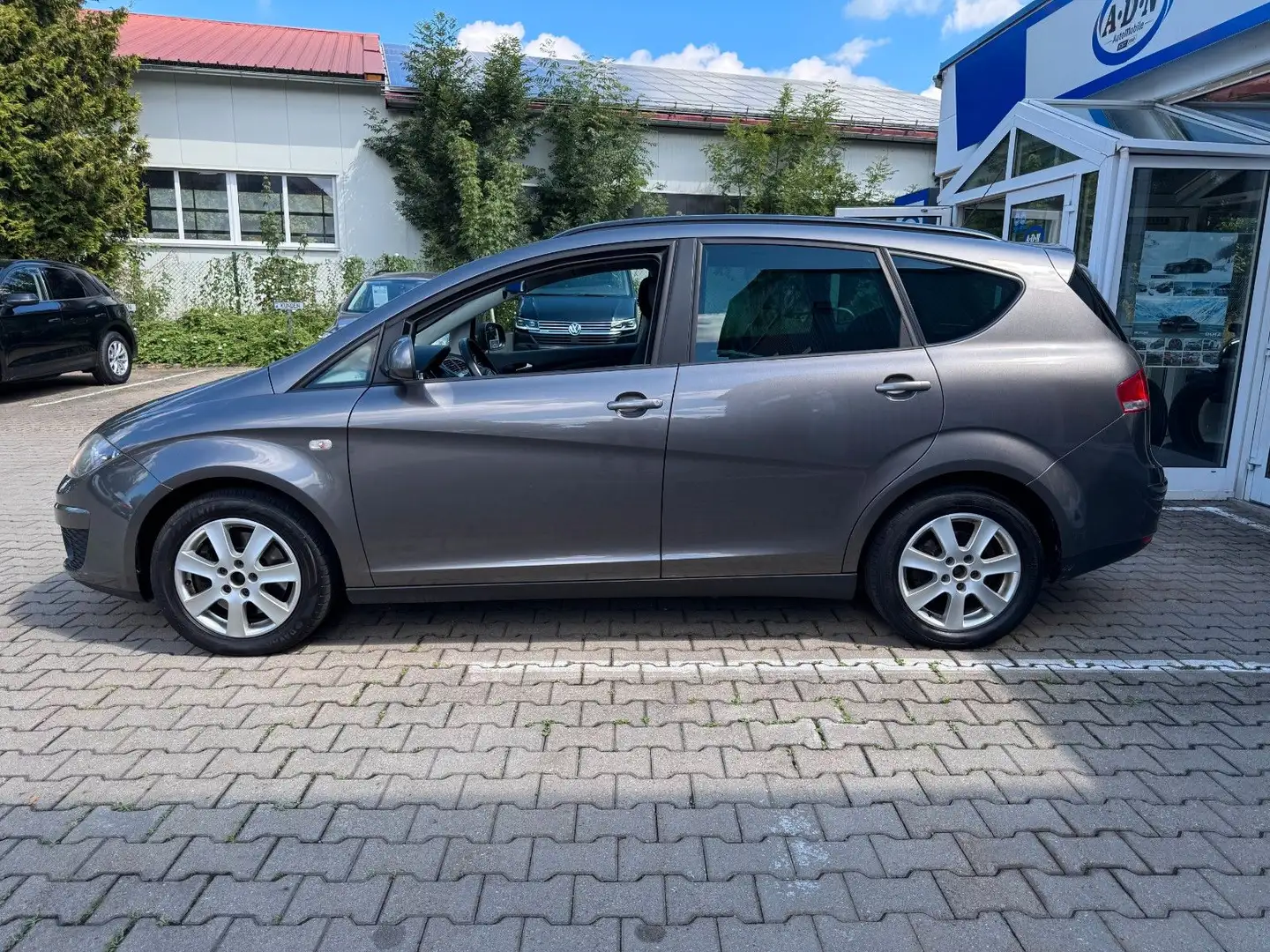 SEAT Altea XL 4You 2.0 TDI 4x4 *AHK*8fach* Grijs - 2