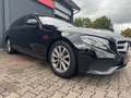 Mercedes-Benz E 220 Noir - thumbnail 3