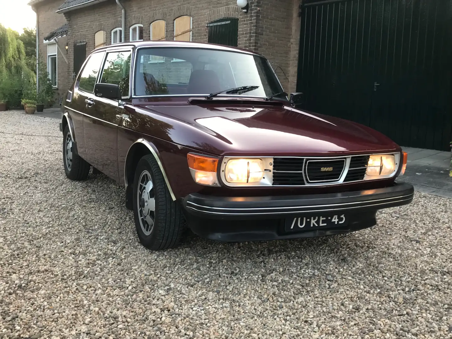 Saab 99 EMS Rot - 1