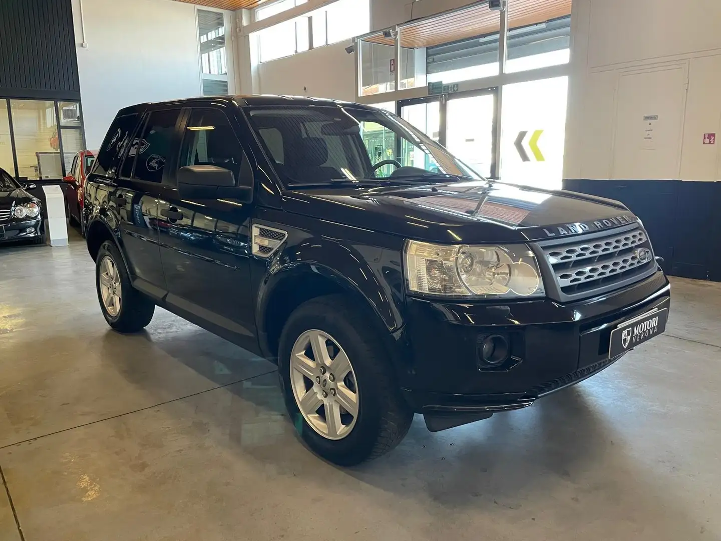 Land Rover Freelander II 2012 2.2 td4 S 150cv Noir - 2