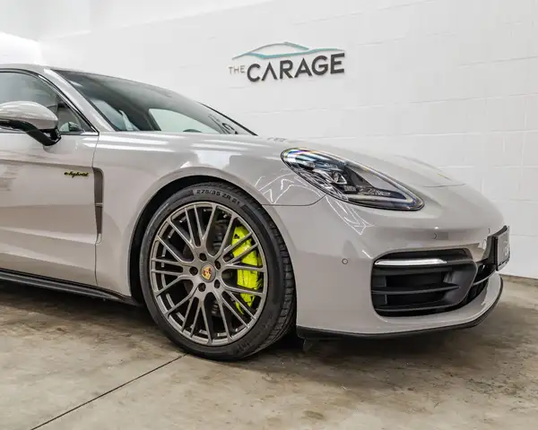 Porsche Panamera 4 E-Hybrid PHEV Platinum Edition Aut. Ansicht 3