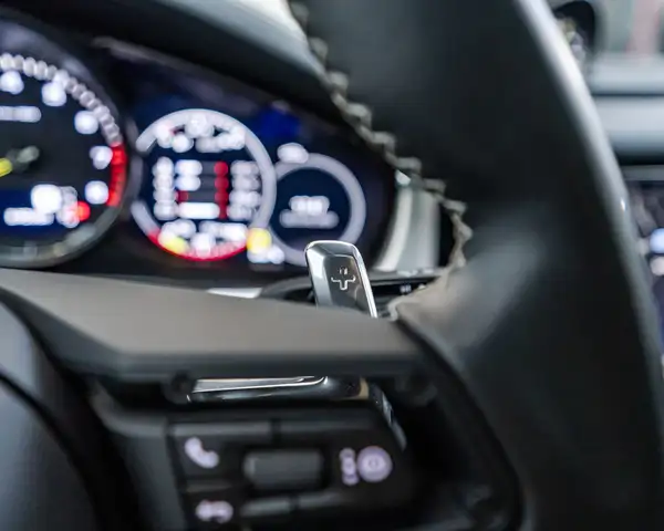 Porsche Panamera 4 E-Hybrid PHEV Platinum Edition Aut. Ansicht 35