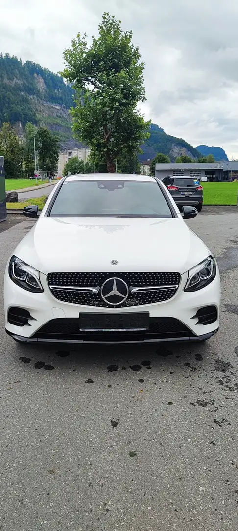 Mercedes-Benz GLC 220 d 4Matic 9G-TRONIC AMG Line - 2