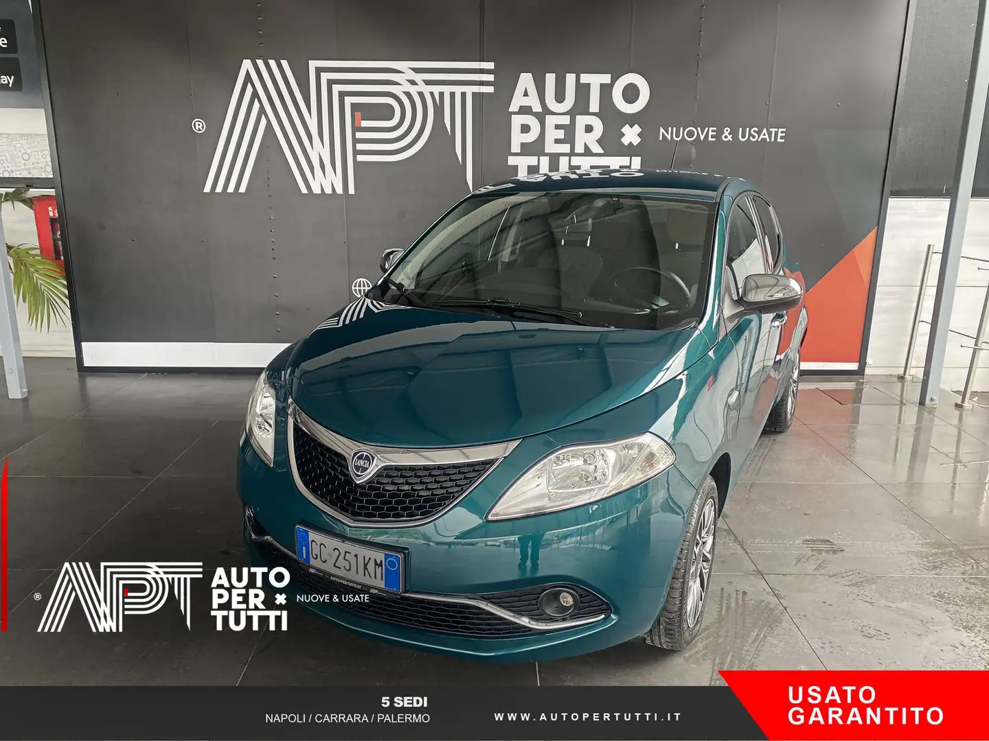 Lancia Ypsilon Ypsilon 1.2 Platinum s&s 69cv my19 Verde - 1
