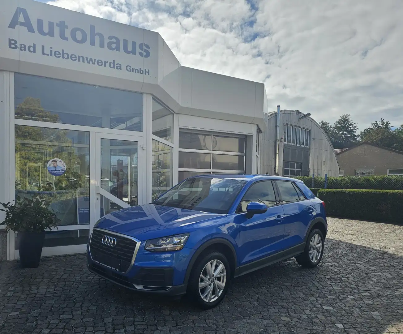 Audi Q2 30 TDI Autom. Alu mit Allwetter HU/AU Insp. Neu Bleu - 2