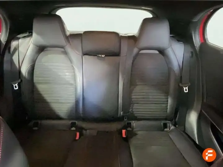 Mercedes-Benz GLA 180 X156 2019, foto 16