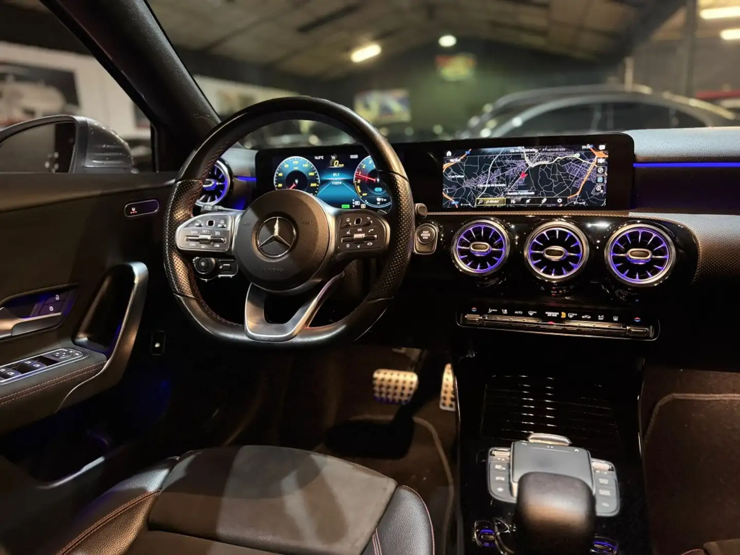 Mercedes-Benz A 250 250e 8G-DCT Gris - 2