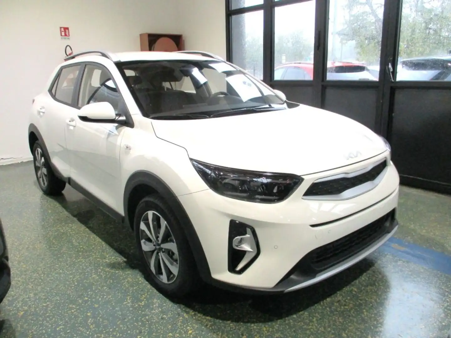 Kia Stonic 1.2 GPL Urban Pack - FULL LED/Carplay Bianco - 2