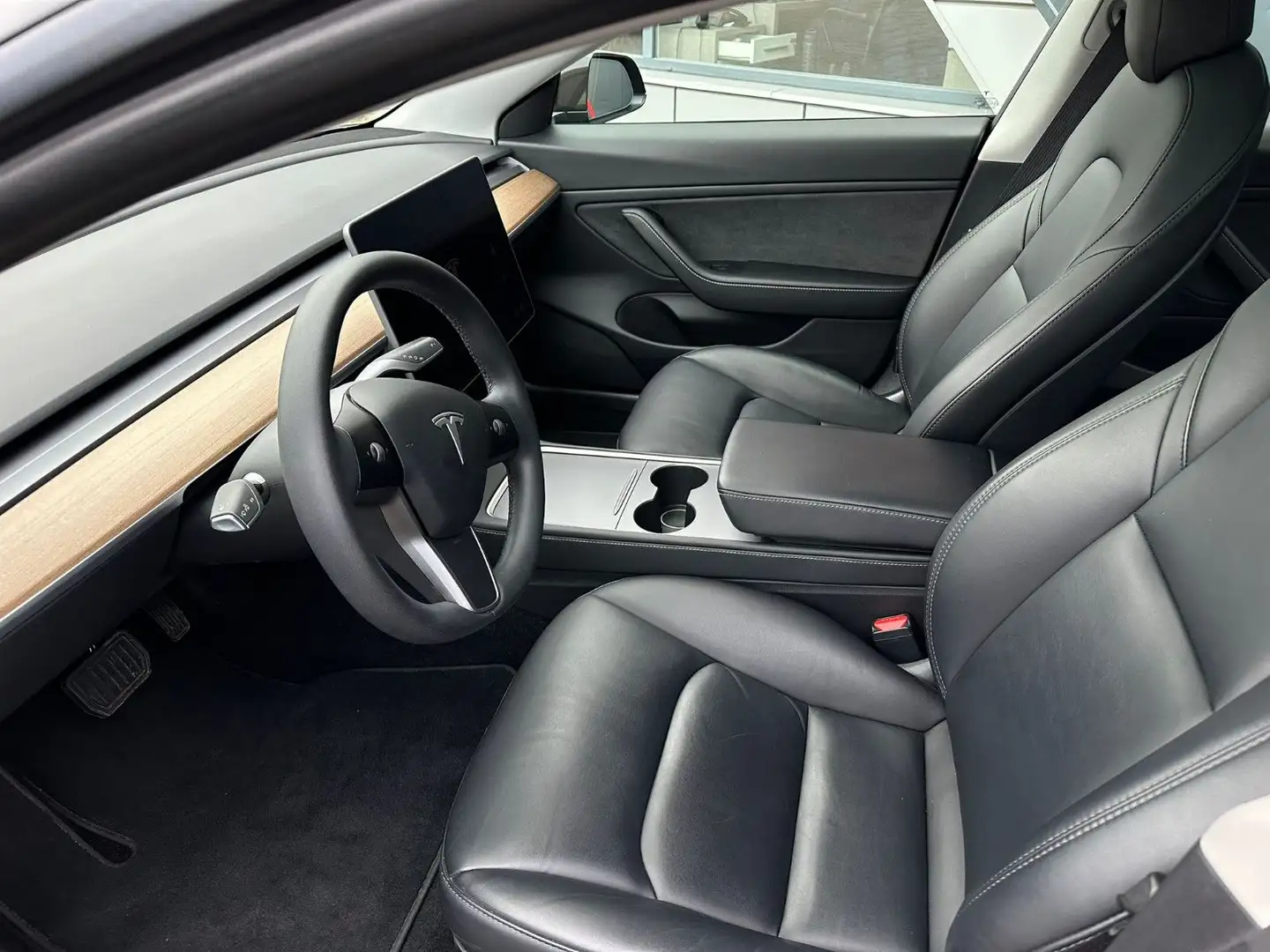 Tesla Model 3 Long Range Dual AWD Facelift FSD Matrix Schwarz - 2