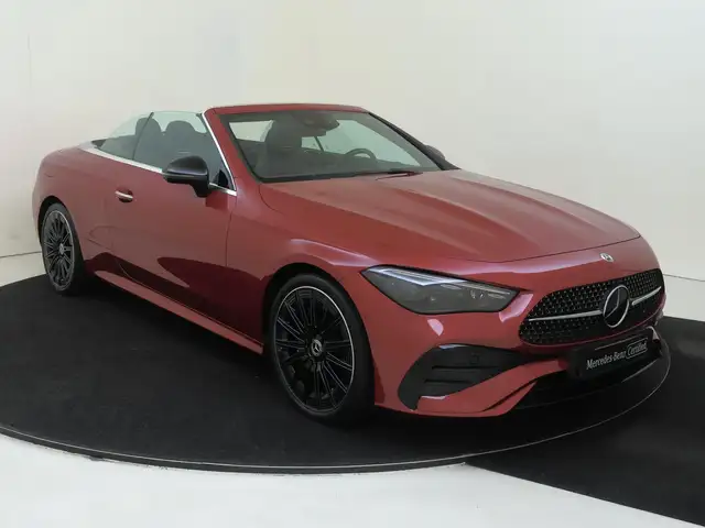 Mercedes-Benz Cle view 2