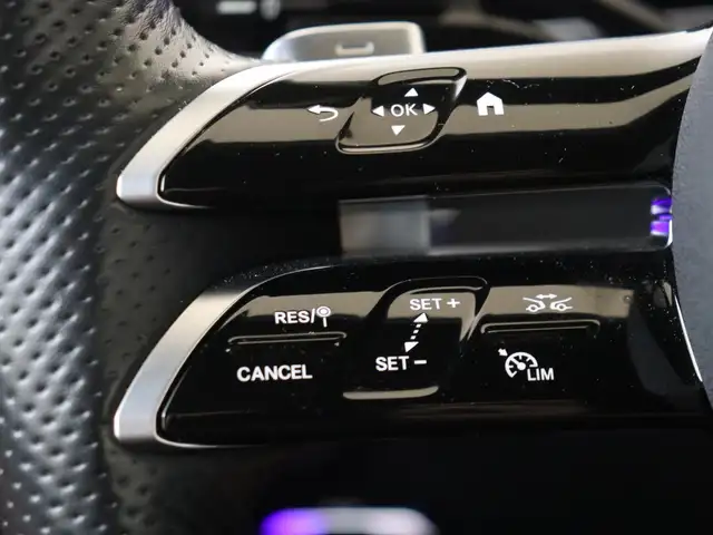 Mercedes-Benz Cle view 12