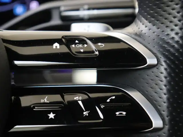 Mercedes-Benz Cle view 13