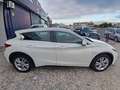 Infiniti Q30 2.2d Premium 7DCT Blanc - thumbnail 16