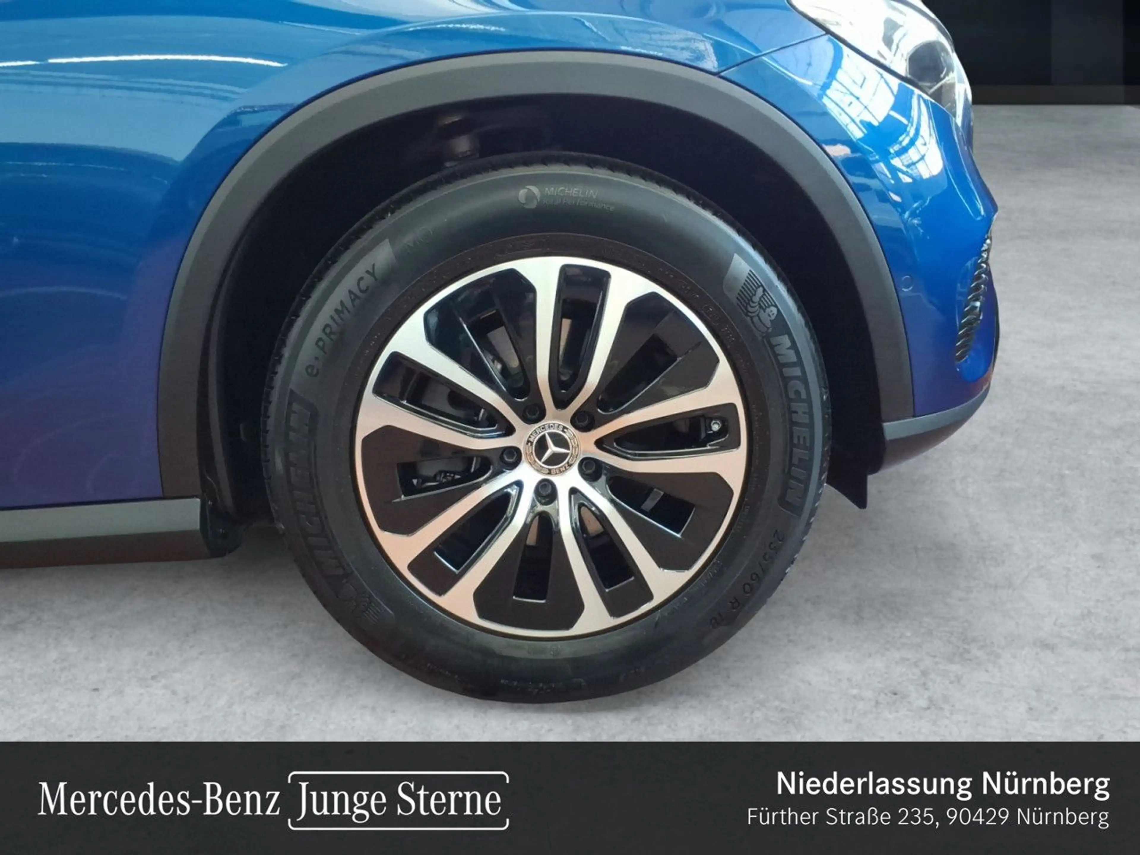Mercedes-Benz GLC 200 4M AVANTG+PANO+AHK+LED+KEYLESS+9G — photo 3