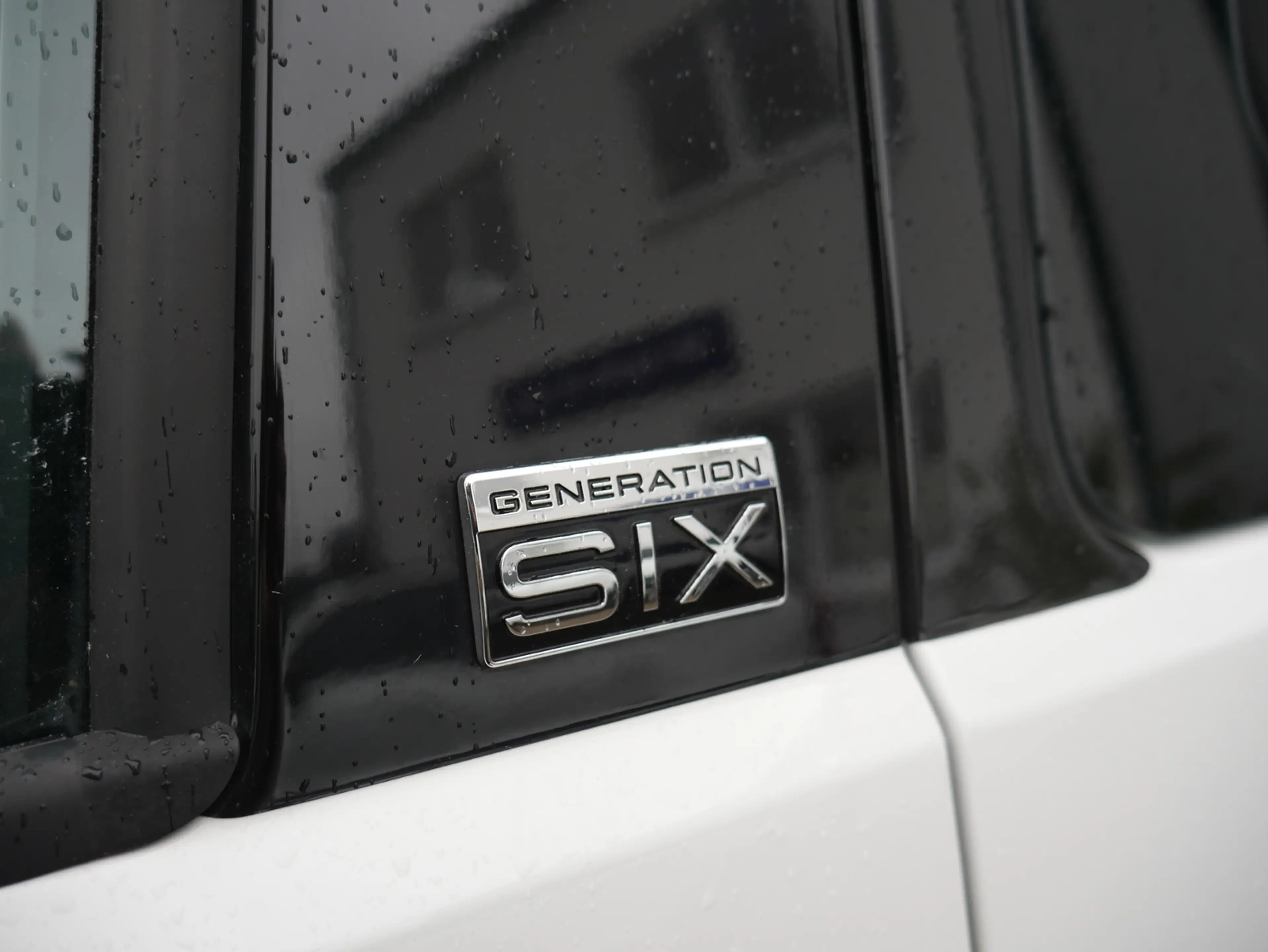 Volkswagen T6.1 Multivan 2.0 TDI Generation Six DSG AHK ACC NAVI STANDHZG — photo 12