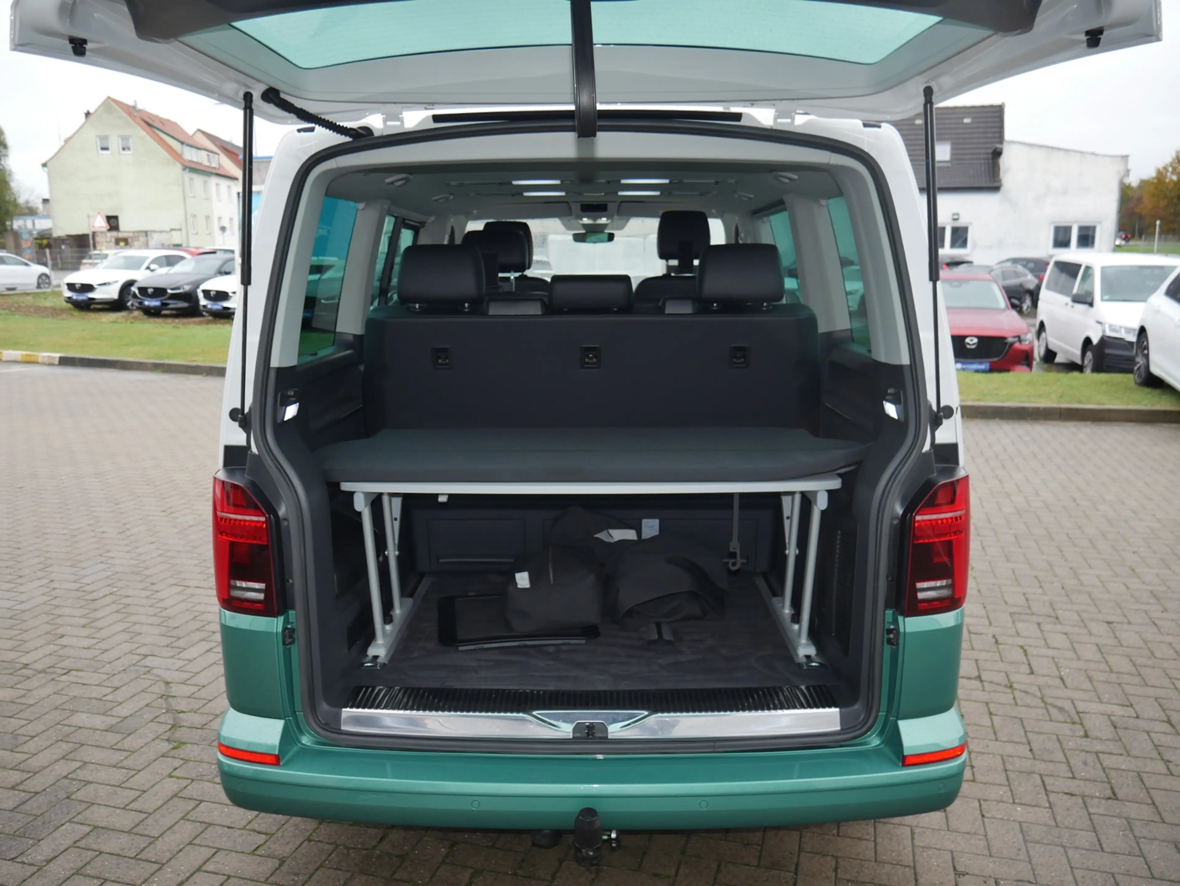 Volkswagen T6.1 Multivan 2.0 TDI Generation Six DSG AHK ACC NAVI STANDHZG — photo 19