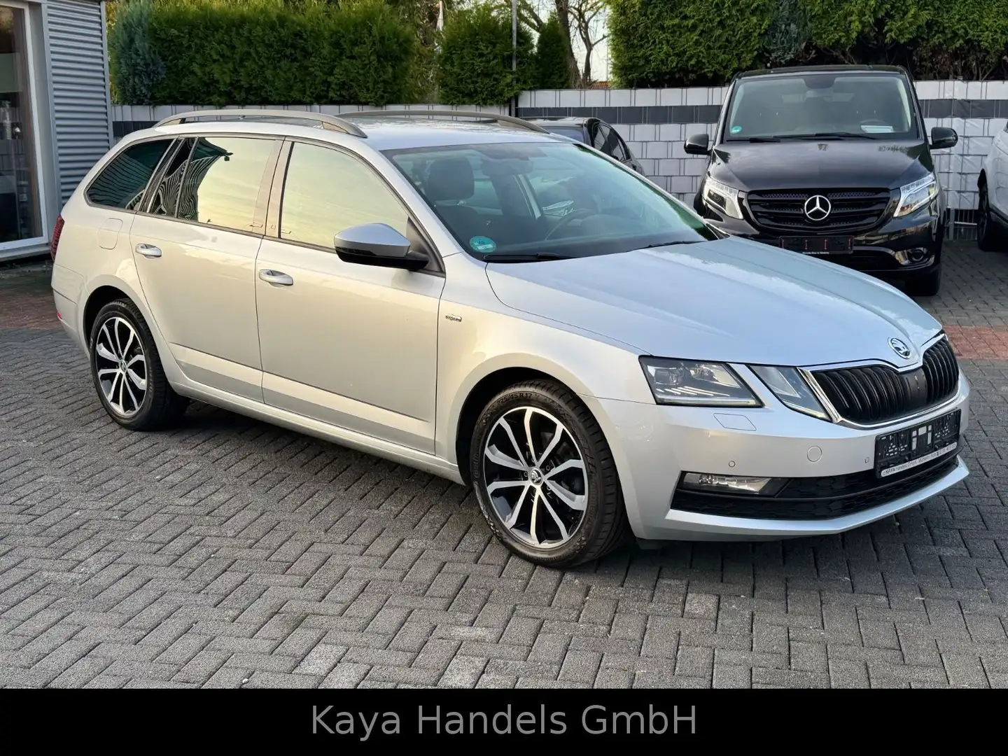 Skoda Octavia Combi Soleil Navi/LED/Scheckheft Silber - 1