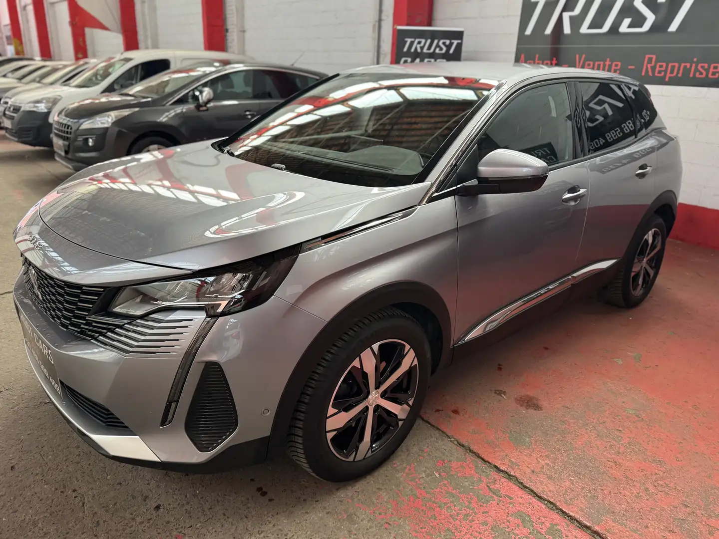 Peugeot 3008 1.5 BlueHDi Allure 12 MOIS DE GARANTIE Grijs - 2
