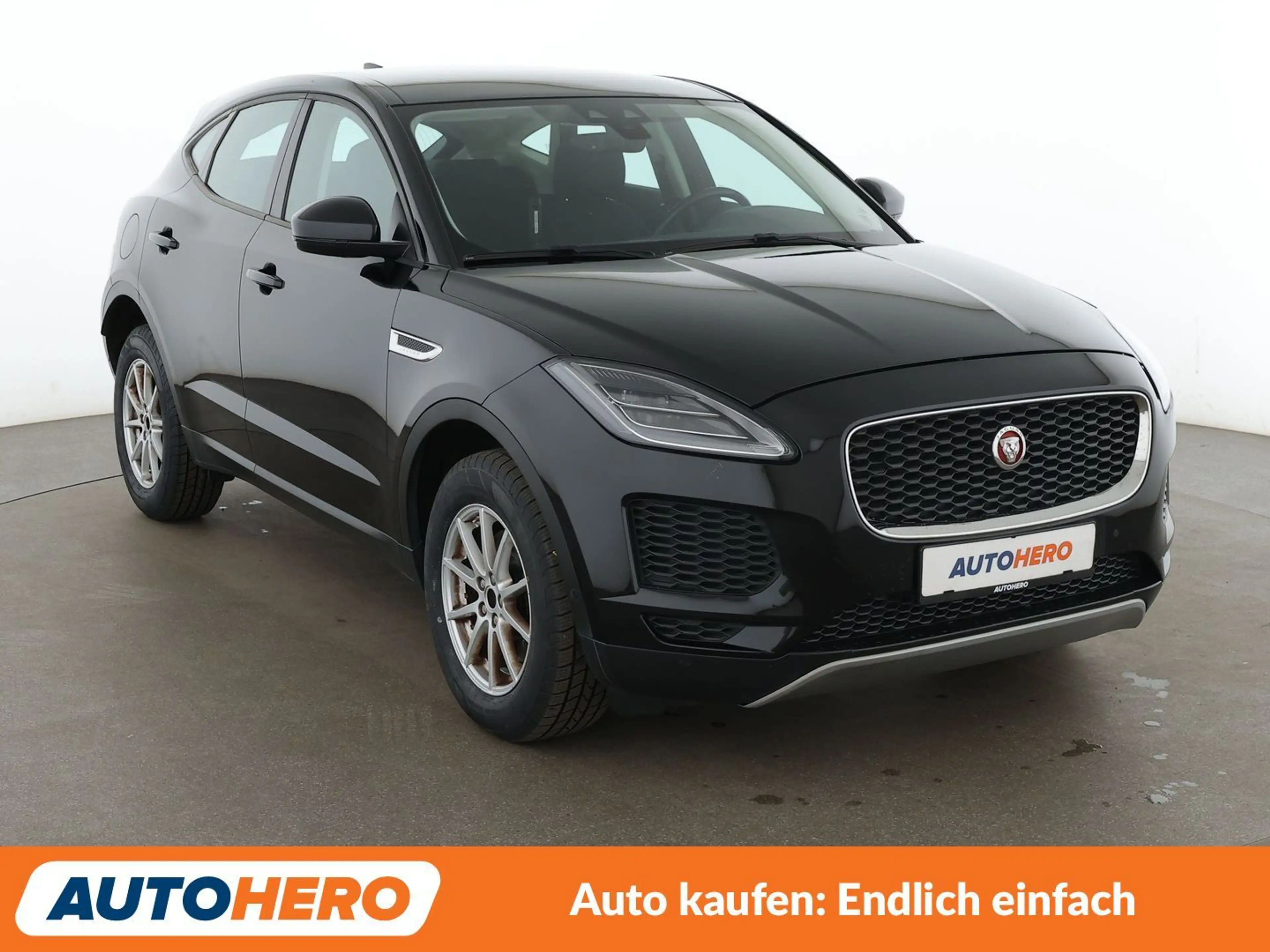 Jaguar E-Pace D180 AWD Aut.*NAVI*LED*CAM*TEMPO*SHZ*ALU* — photo 8