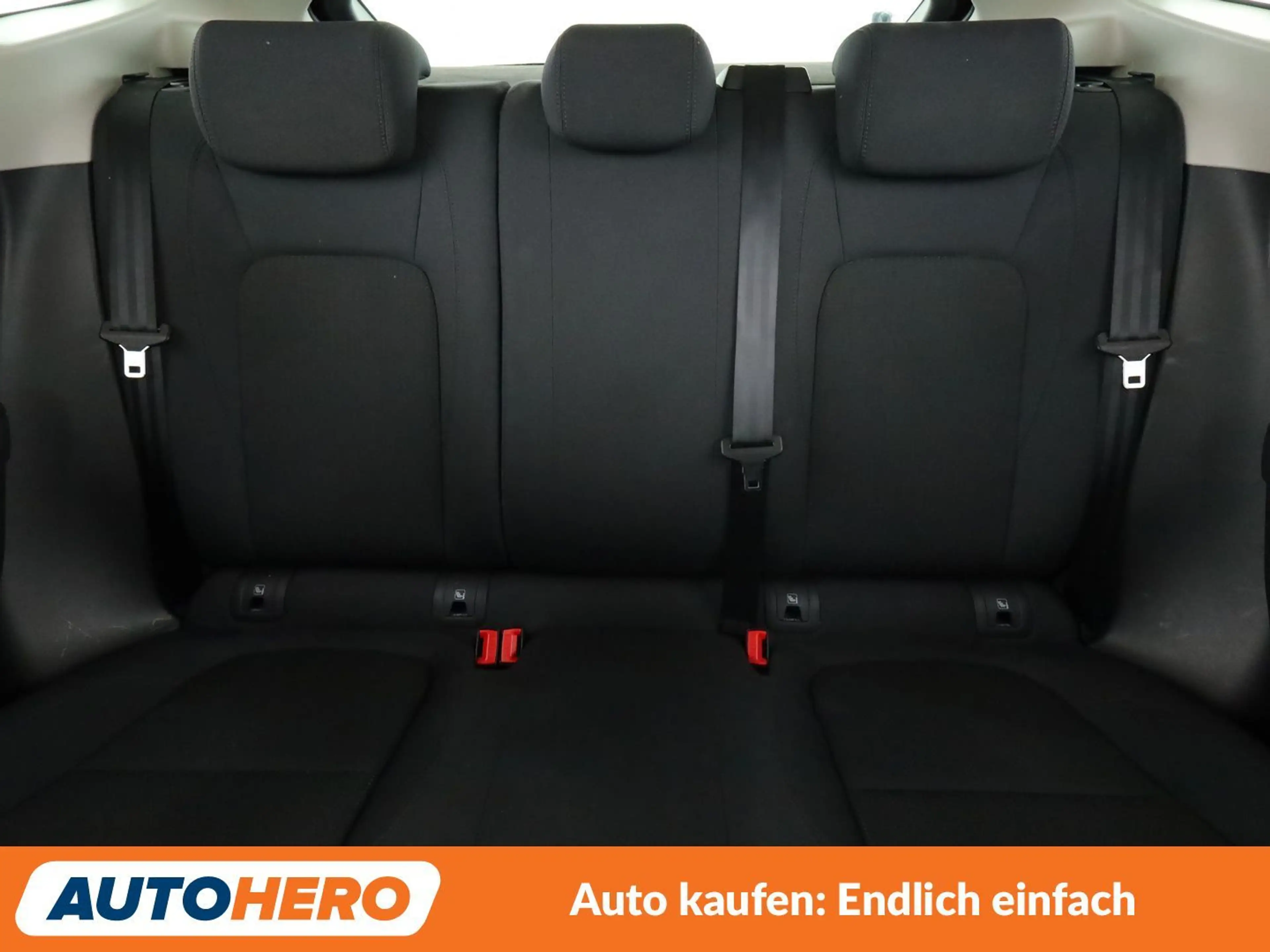 Jaguar E-Pace D180 AWD Aut.*NAVI*LED*CAM*TEMPO*SHZ*ALU* — photo 15