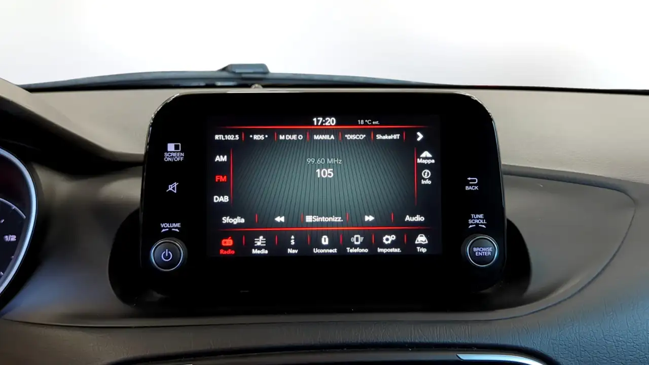 Fiat Tipo 5 porte Cross II 2021 5p 1.0 Cross 100cv GPL 15
