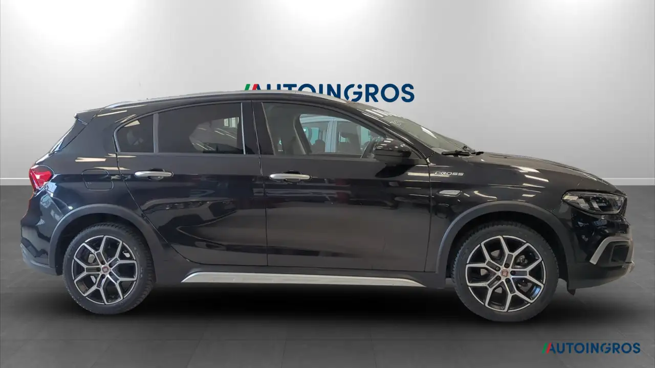 Fiat Tipo 5 porte Cross II 2021 5p 1.0 Cross 100cv GPL 4