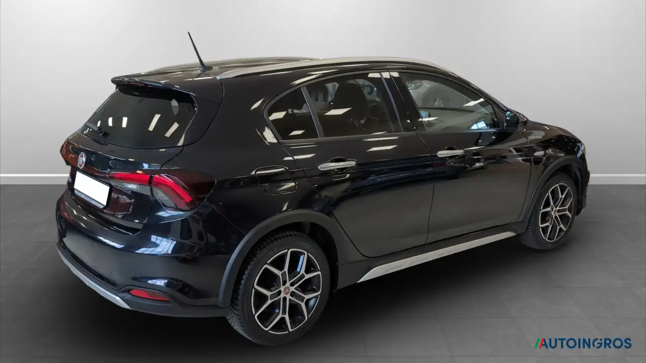 Fiat Tipo 5 porte Cross II 2021 5p 1.0 Cross 100cv GPL 5