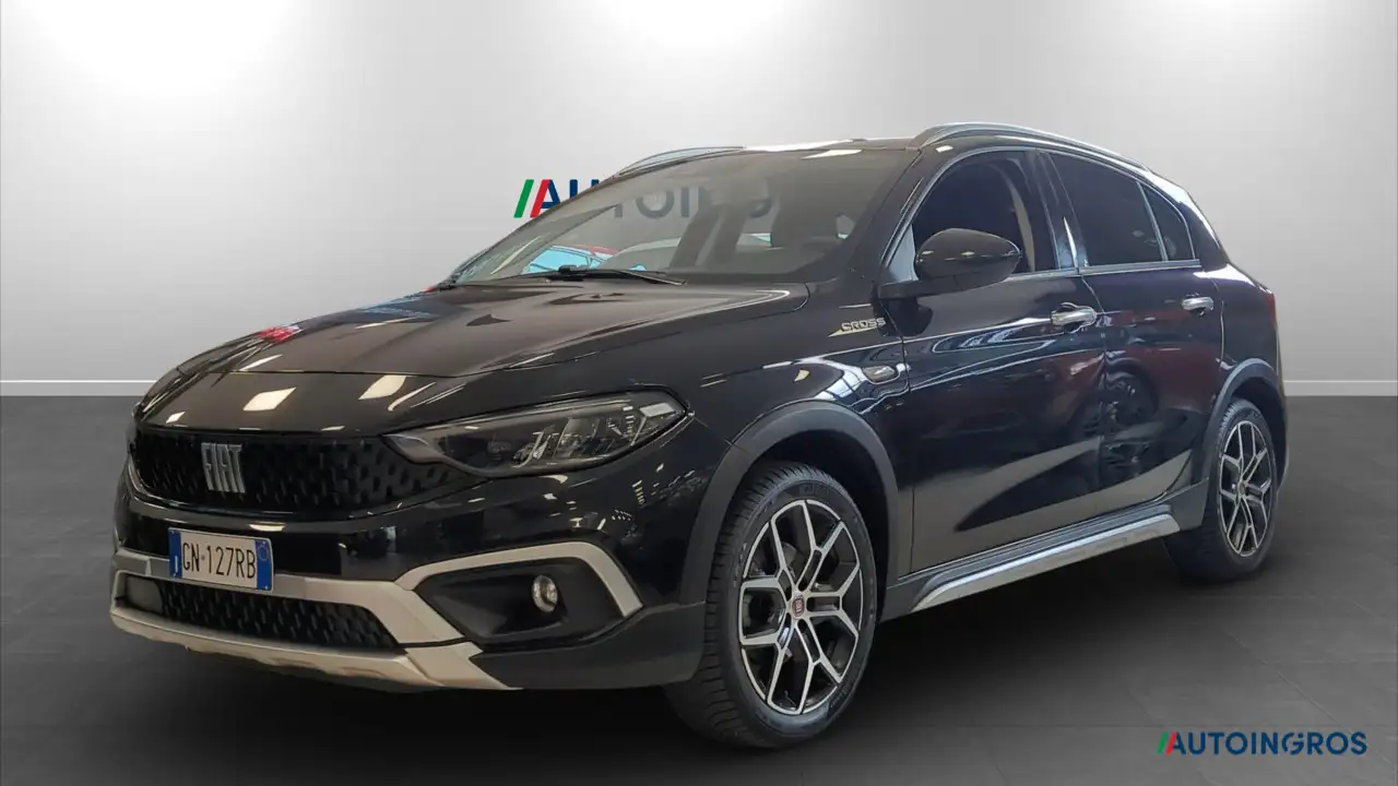 Fiat Tipo 5 porte Cross II 2021 5p 1.0 Cross 100cv GPL