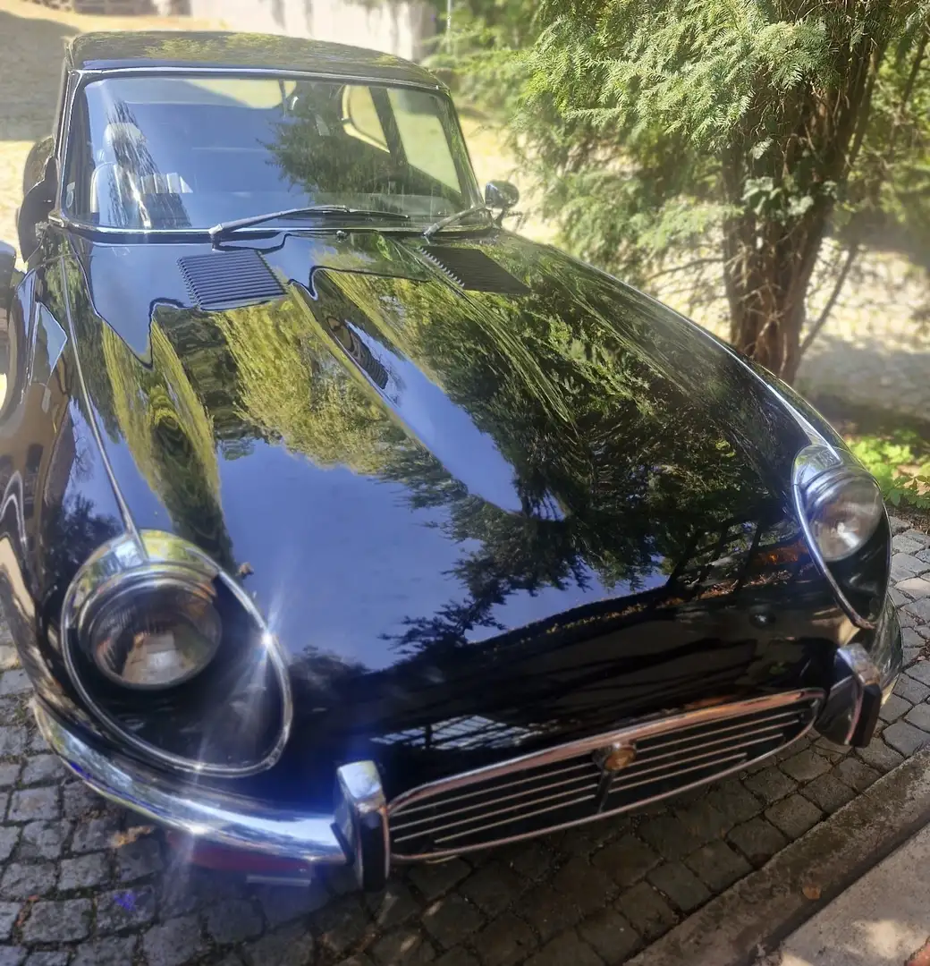 Jaguar E-Type V12 III - 1