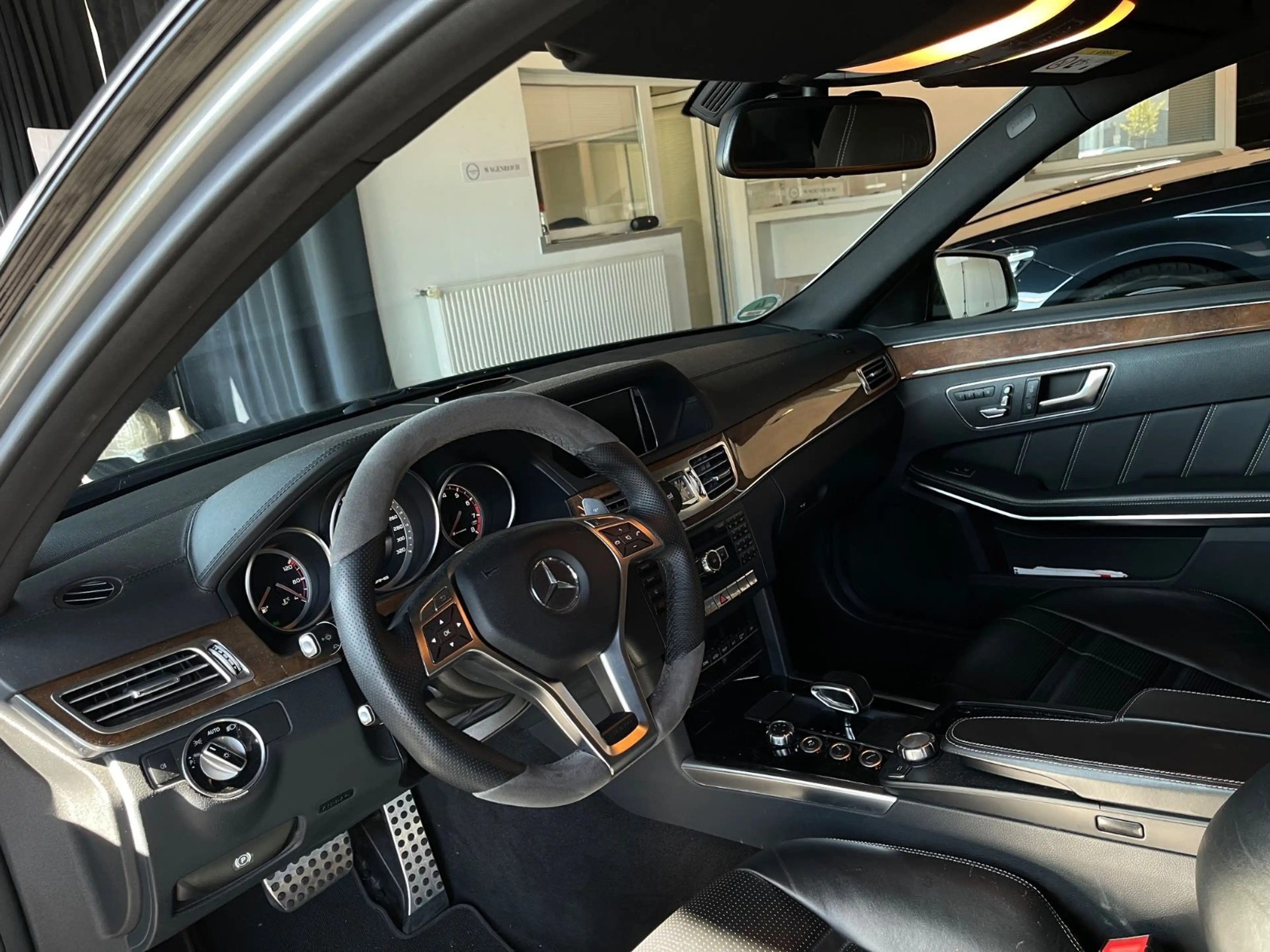 Mercedes-Benz E 63 AMG E 63S AMG | 585 PS V8 Biturbo AMG Drivers — photo 4