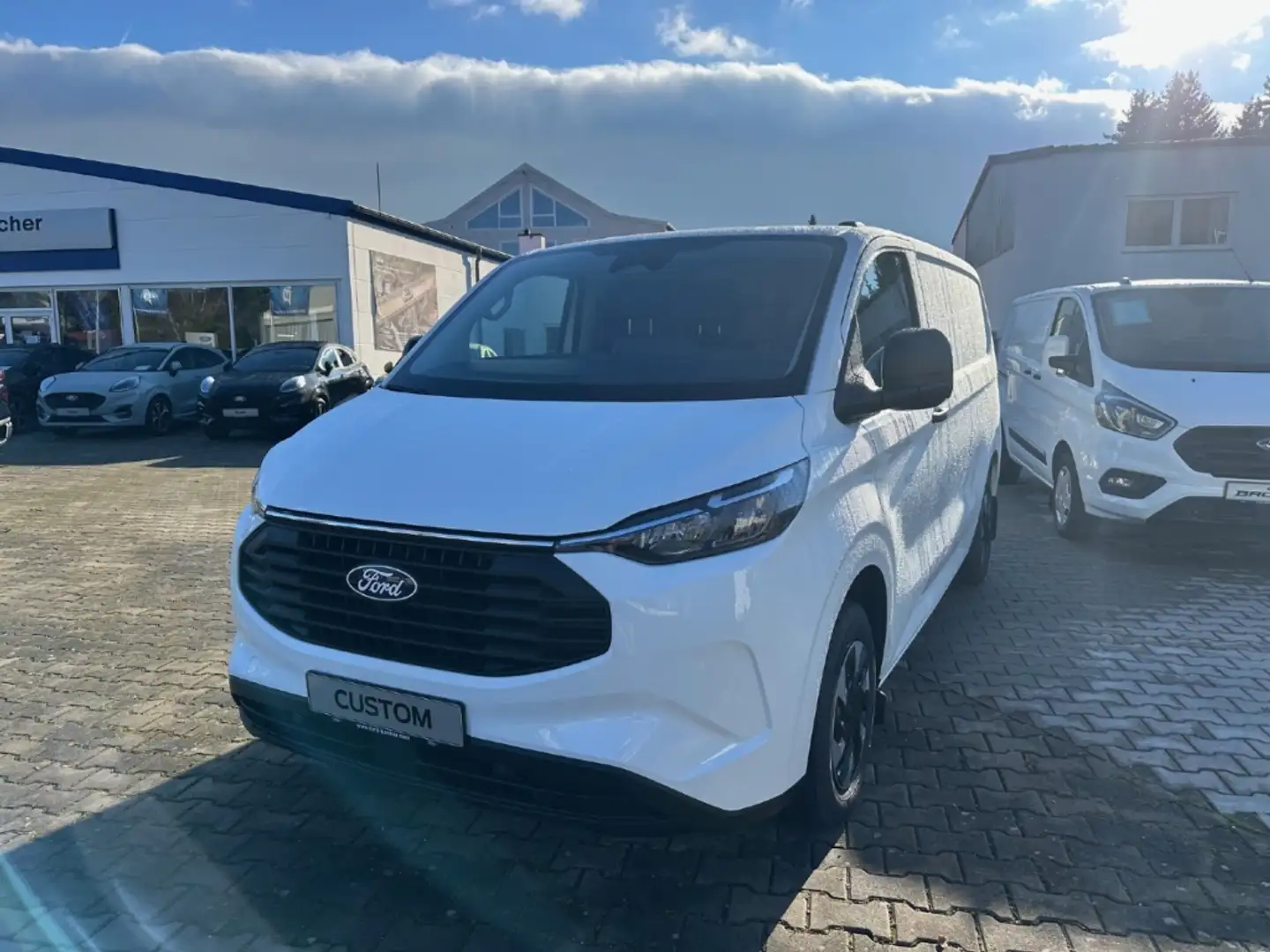 Ford Transit Custom Kastenwagen 320 L1 Trend 2.5 PHEV Weiß - 1