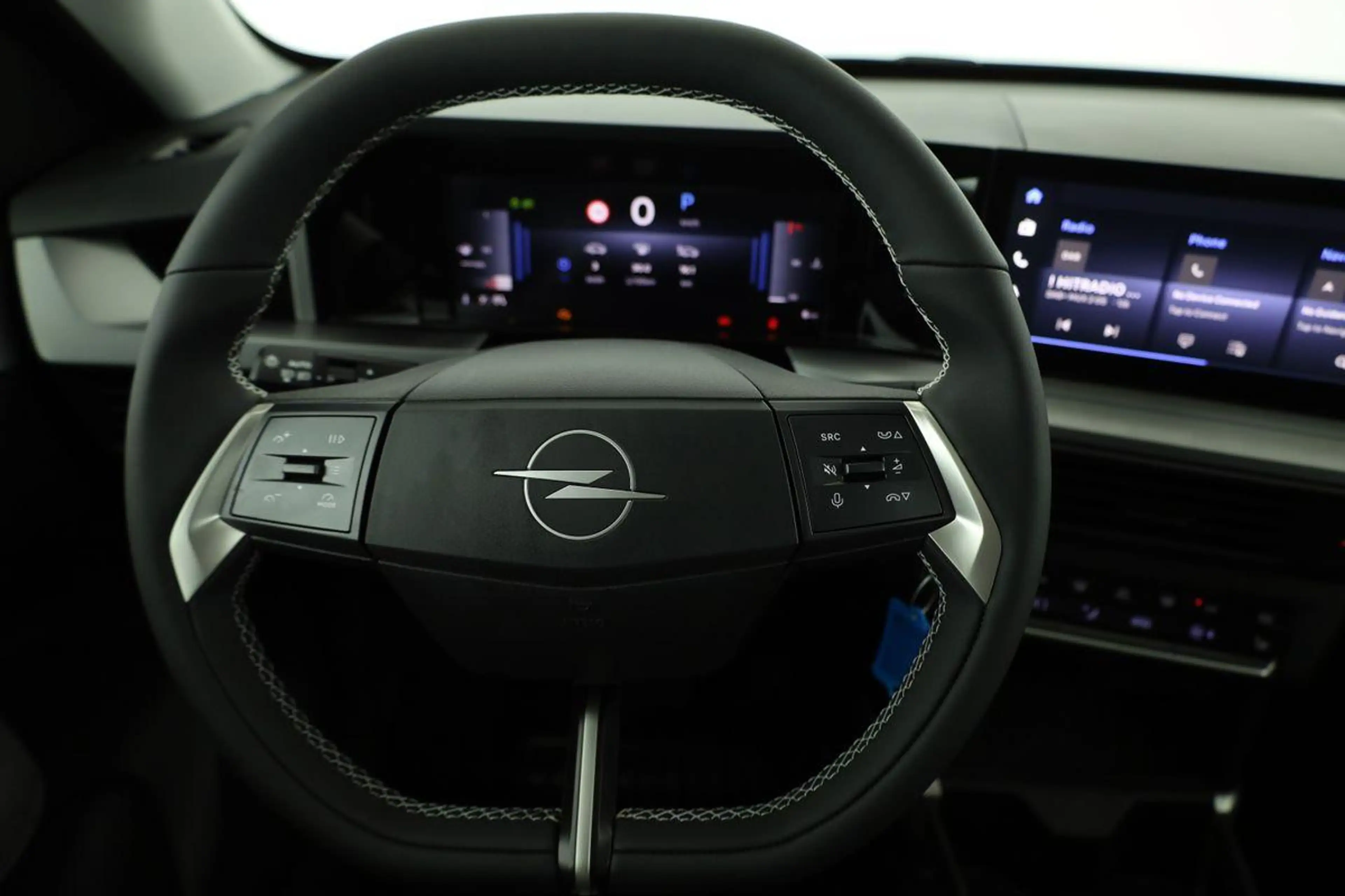 Opel Frontera GS 1.2 DCT, 7-Sitzer, LED, Navi, Kamera, Side, 17- — photo 6