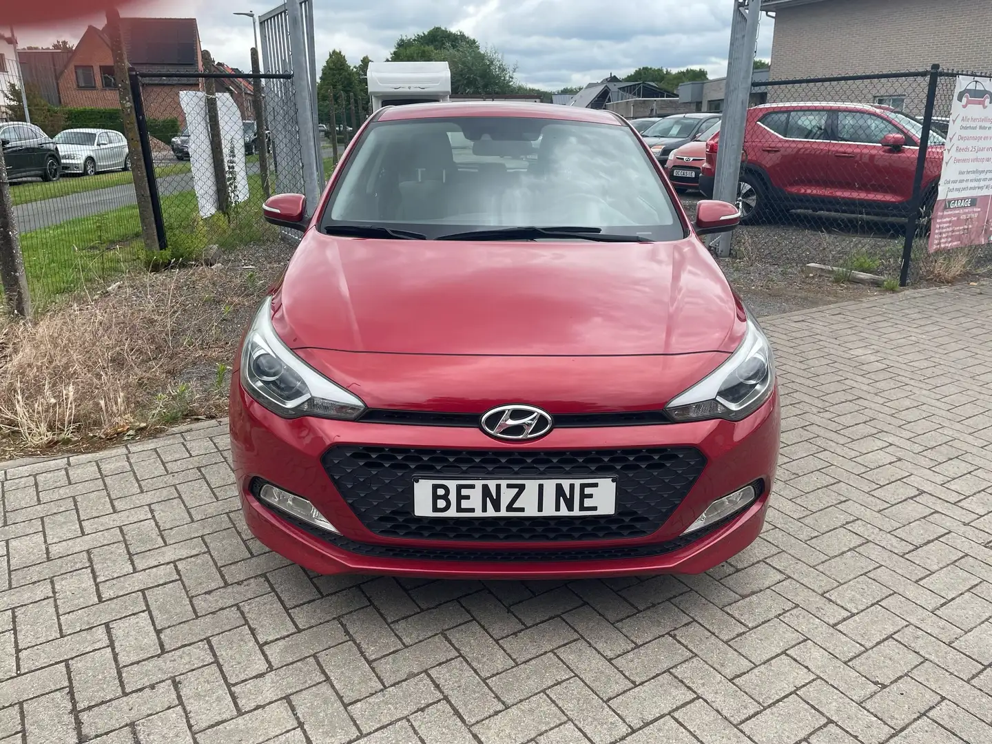 Hyundai i20 1.2i Pop Rouge - 2